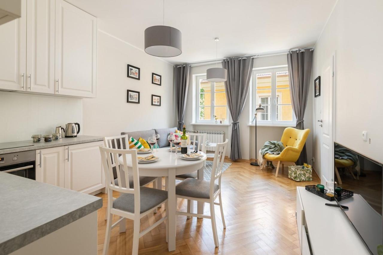 Rent Like Home - Piekarska 6 Варшава Экстерьер фото